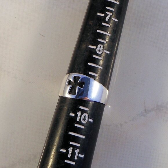 Sterling Silver Cross Ring Size 9  - Christian Cross Ring - Unisex Ring - Picture 8 of 8